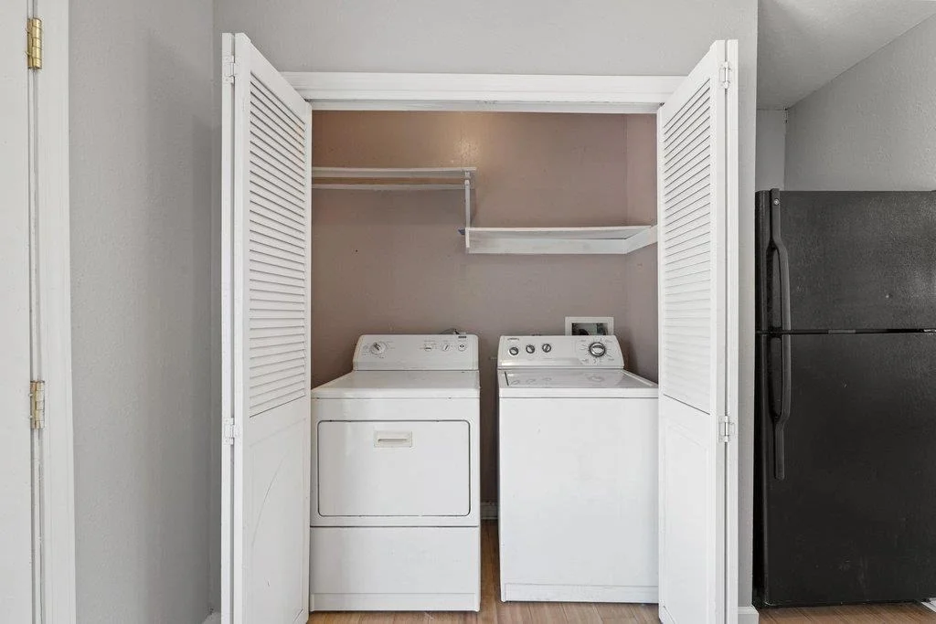 Photo of 1304 Lily TER