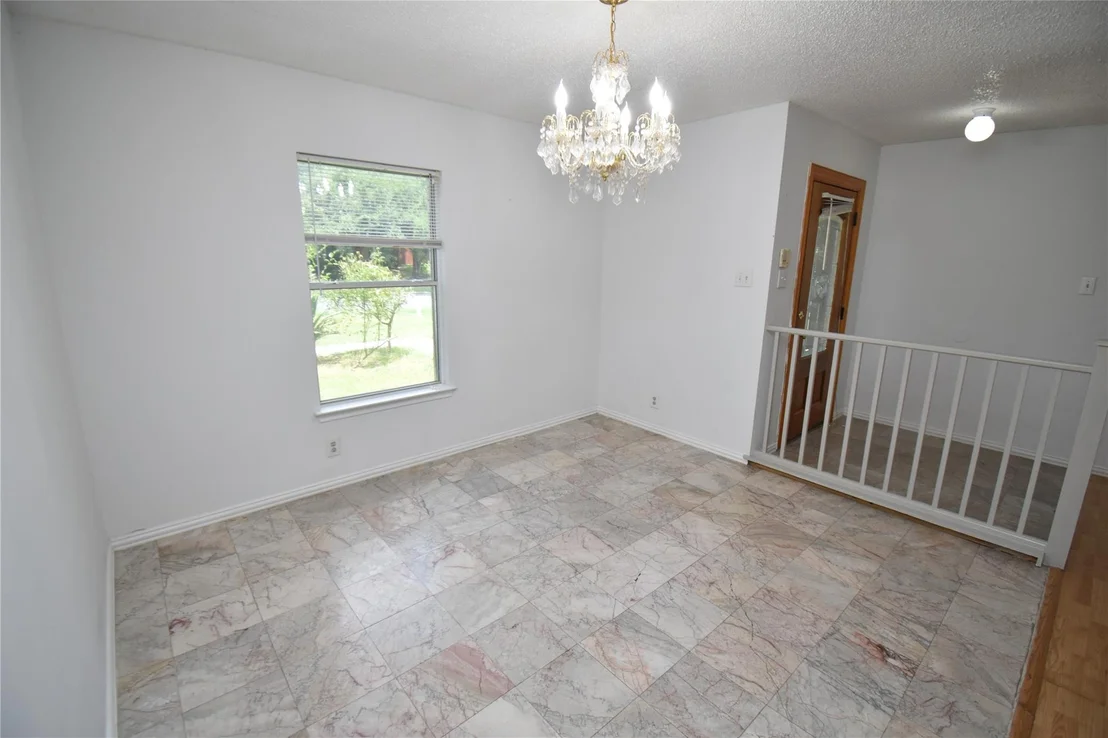 Photo of 1117 Porterfield DR