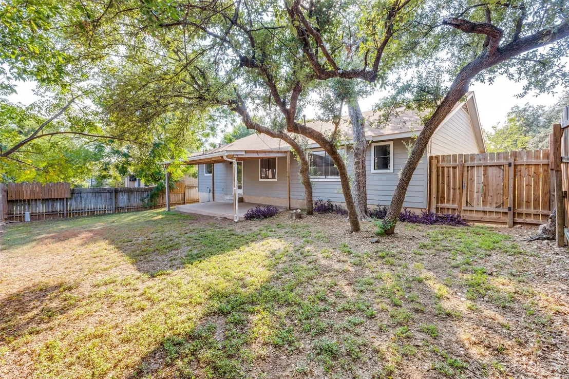Photo of 7901 Keswick DR