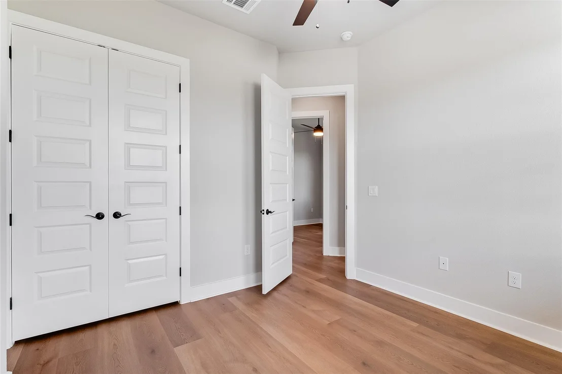 Photo of 124 Draper LN