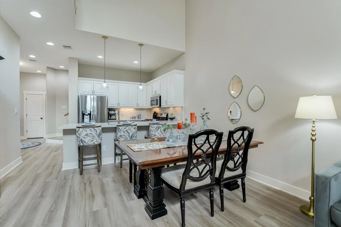 Photo of Unit 2004 at 2930 Grand Oaks LOOP