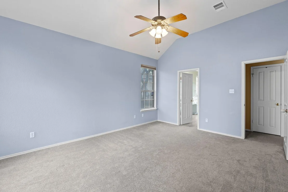 Photo of 8605 Axis DR