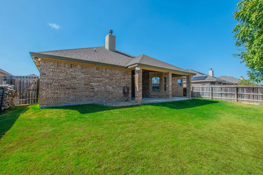 Photo of 2105 Briar Hollow DR