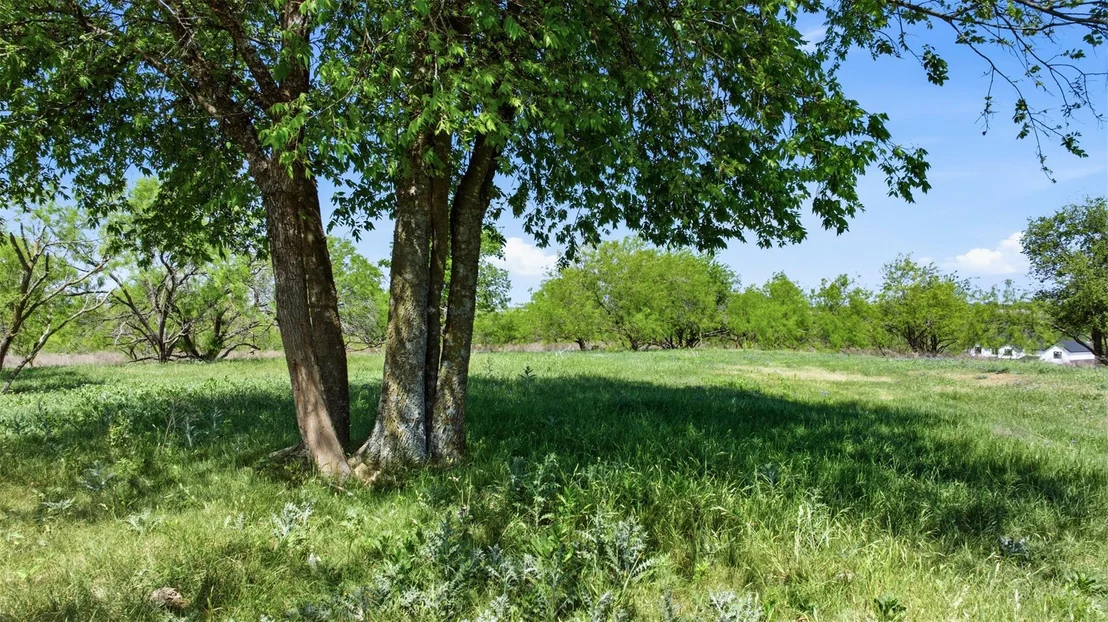 Photo of 6947 Moody RD