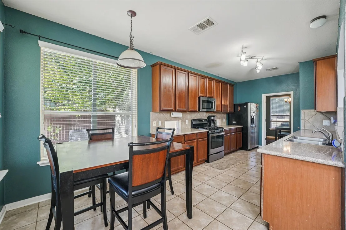 Photo of 2301 Ambling TRL