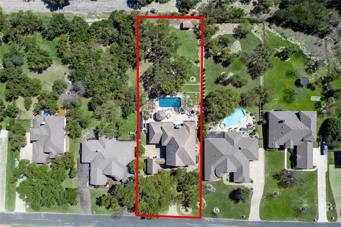 Photo of 2209 Lakehurst RD