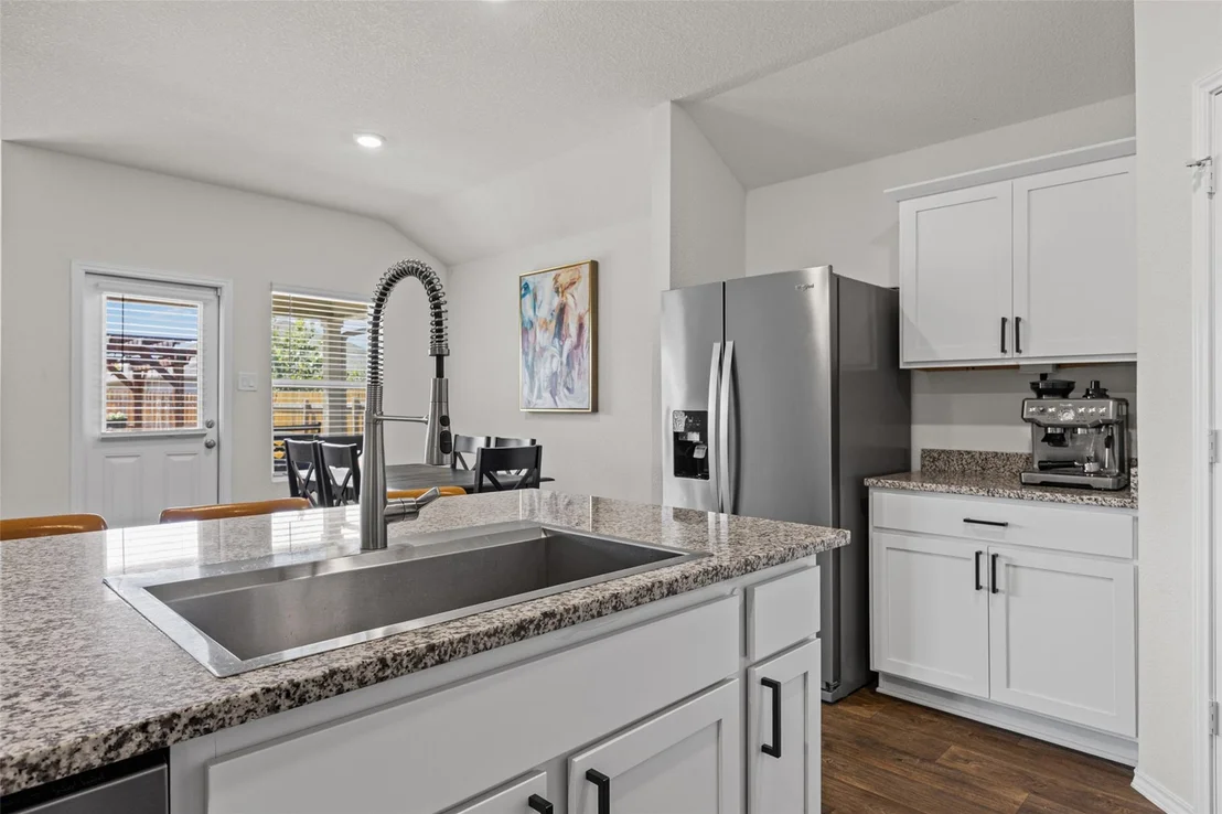 Photo of 325 Granary DR