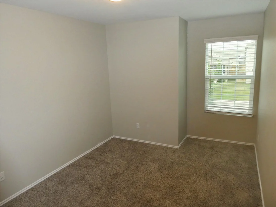 Photo of 2310 MACAW DR