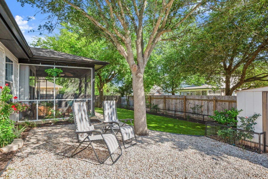 Photo of 3400 Lynnbrook DR