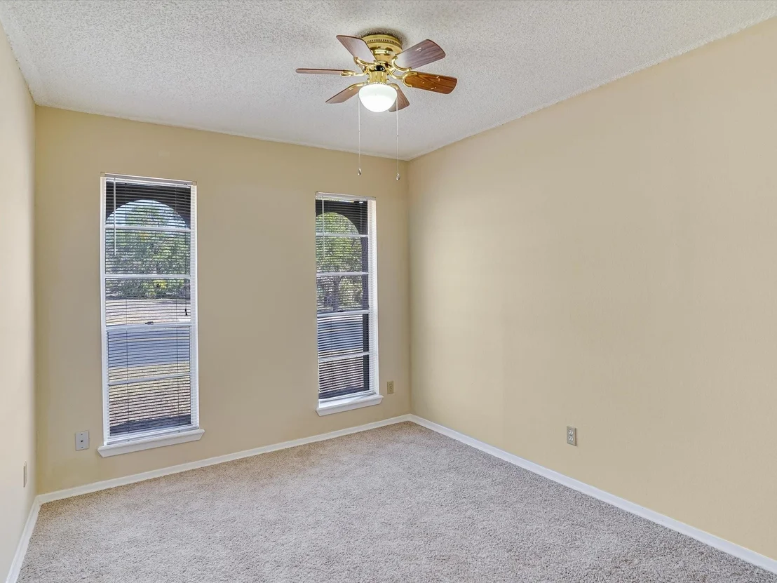 Photo of 819 Turtle Creek BLVD