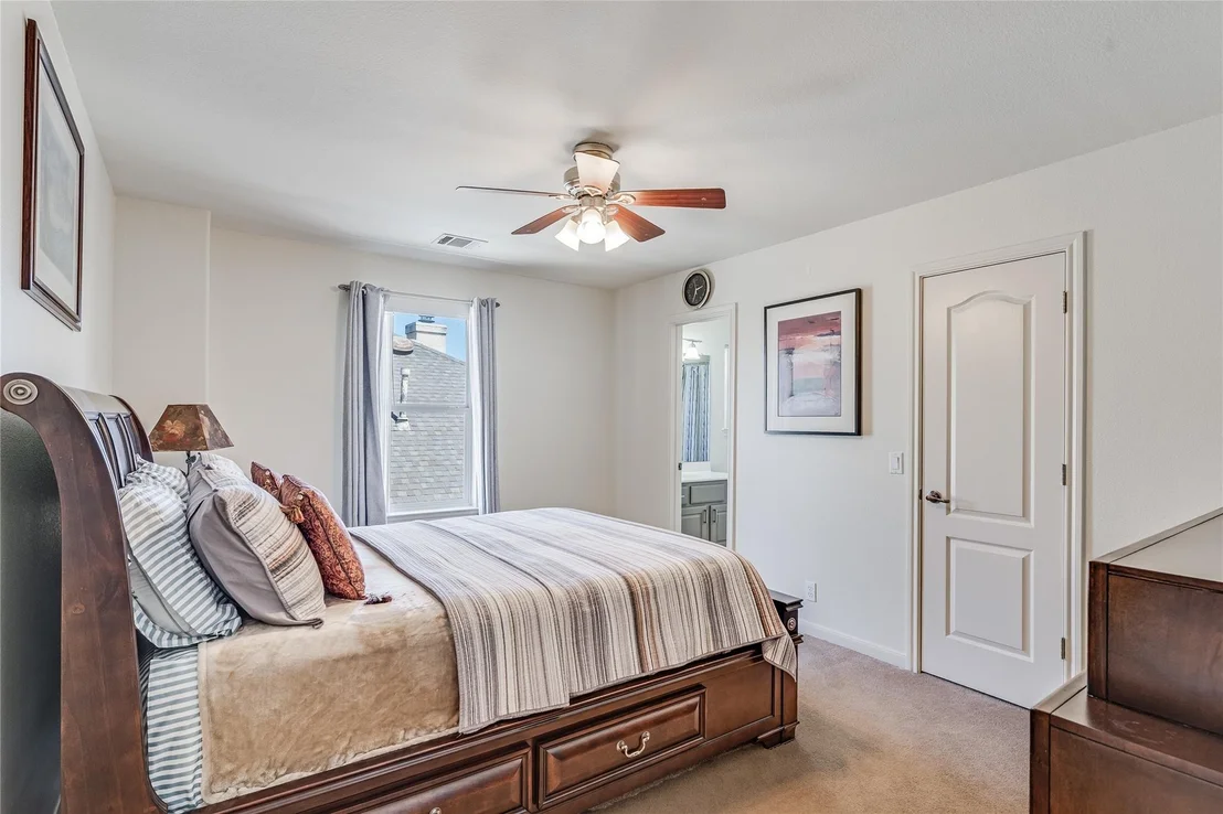 Photo of 2535 Crenshaw DR