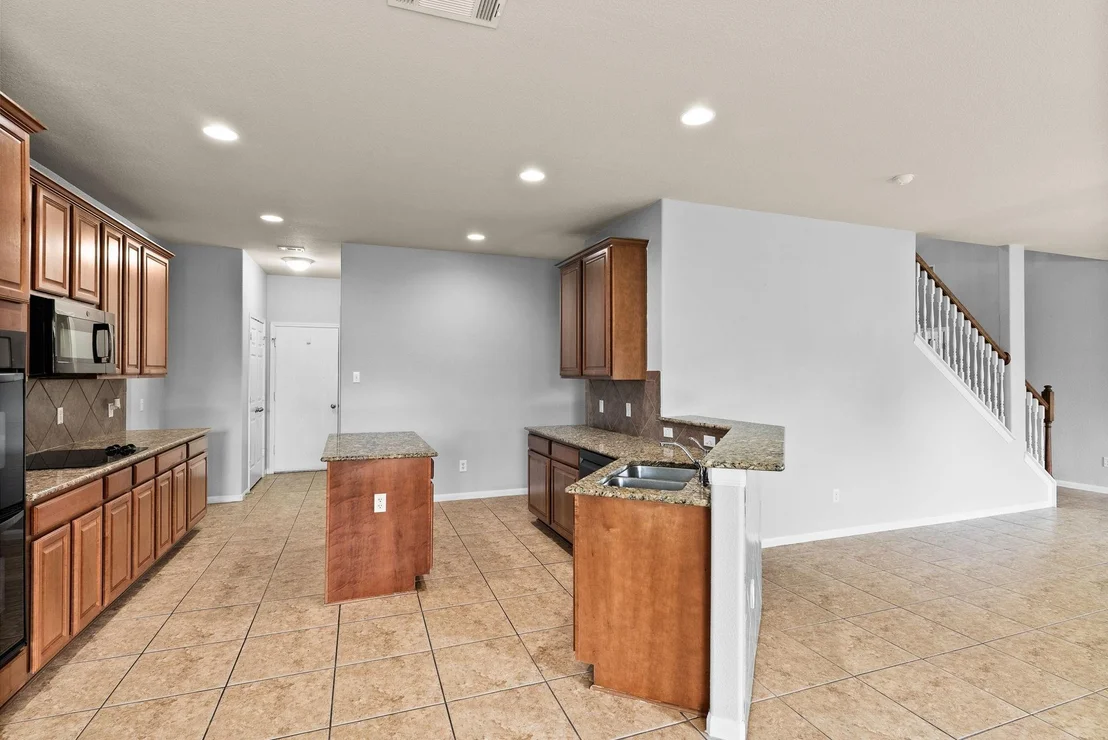 Photo of 5908 Mosaic TRL