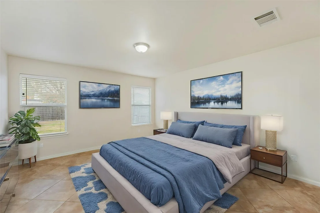Photo of 18412 Sunhaven CV