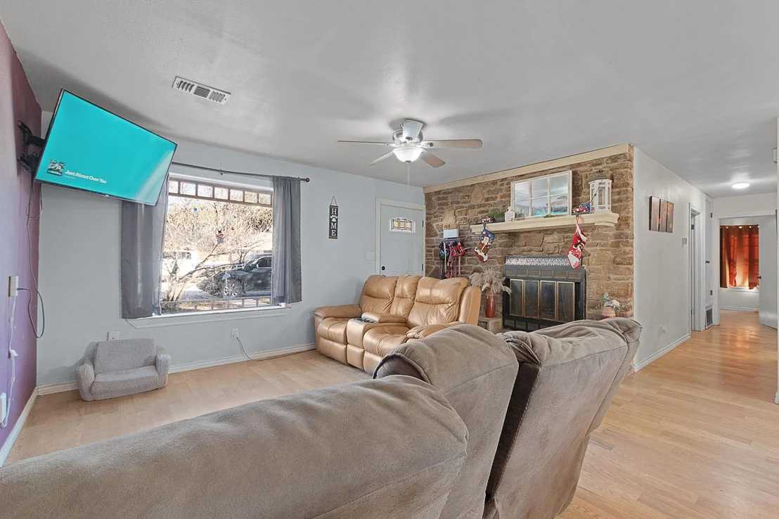 Photo of 302 Amy ST