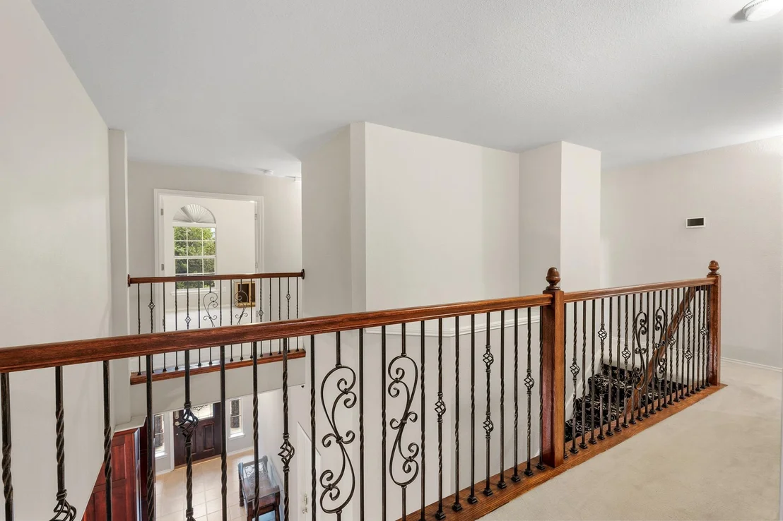 Photo of 905 Brighton Bend LN