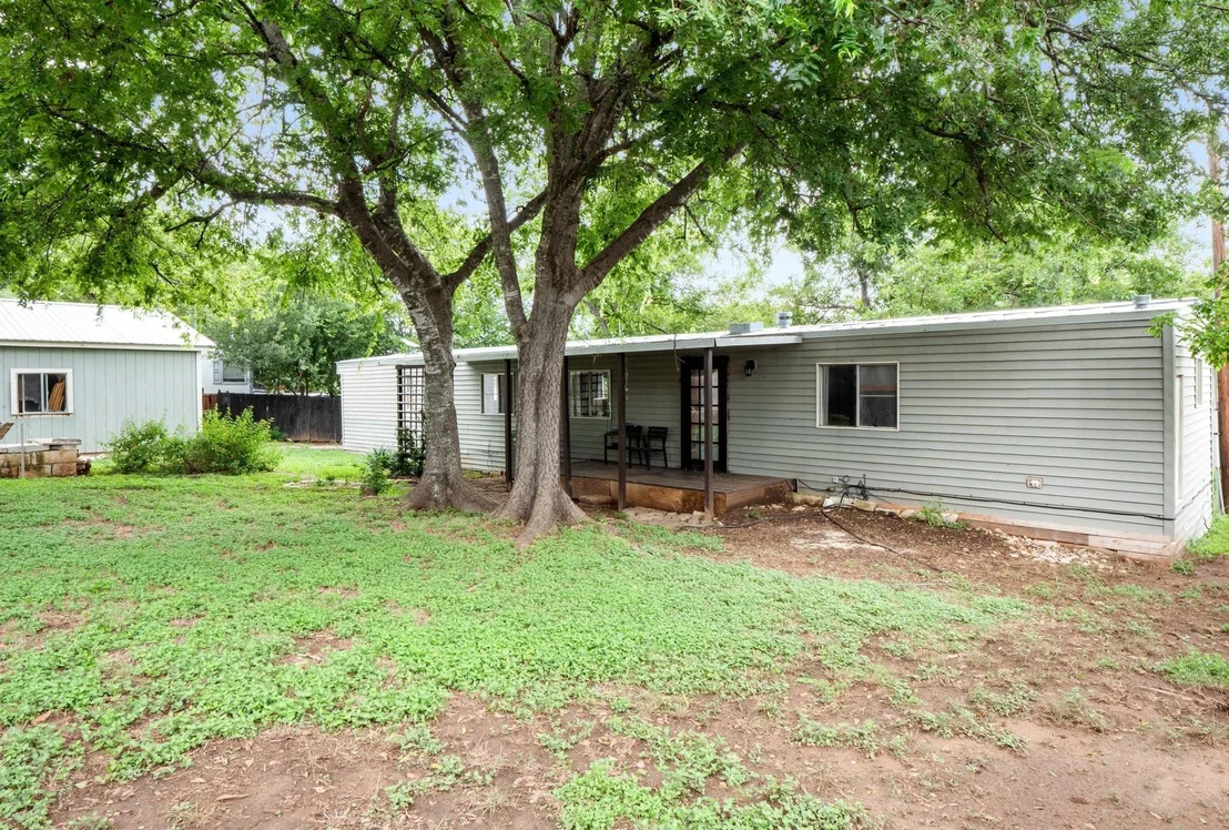 Photo of 213 Taylor DR