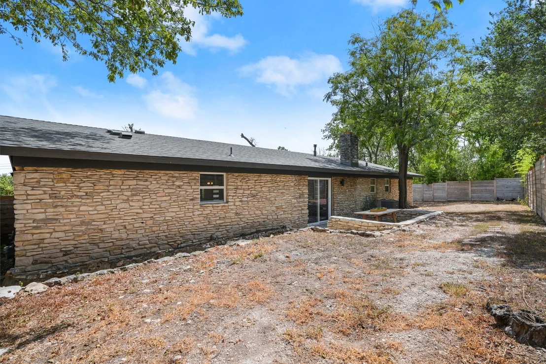 Photo of 11704 Indianhead DR