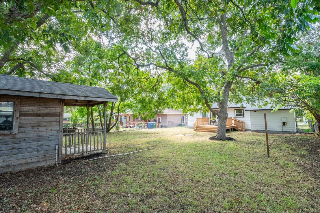 Photo of 7409 Grover Ave