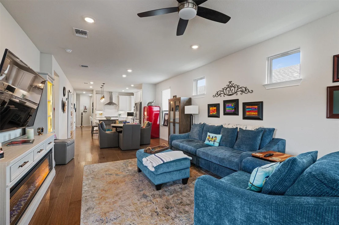 Photo of 706 Kitty Hawk RD