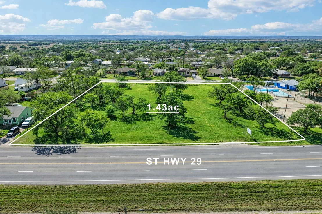 Photo of 560 W State Highway 29