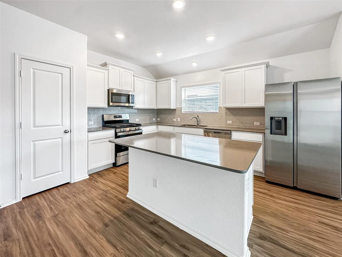 Photo of 621 Milliner LOOP