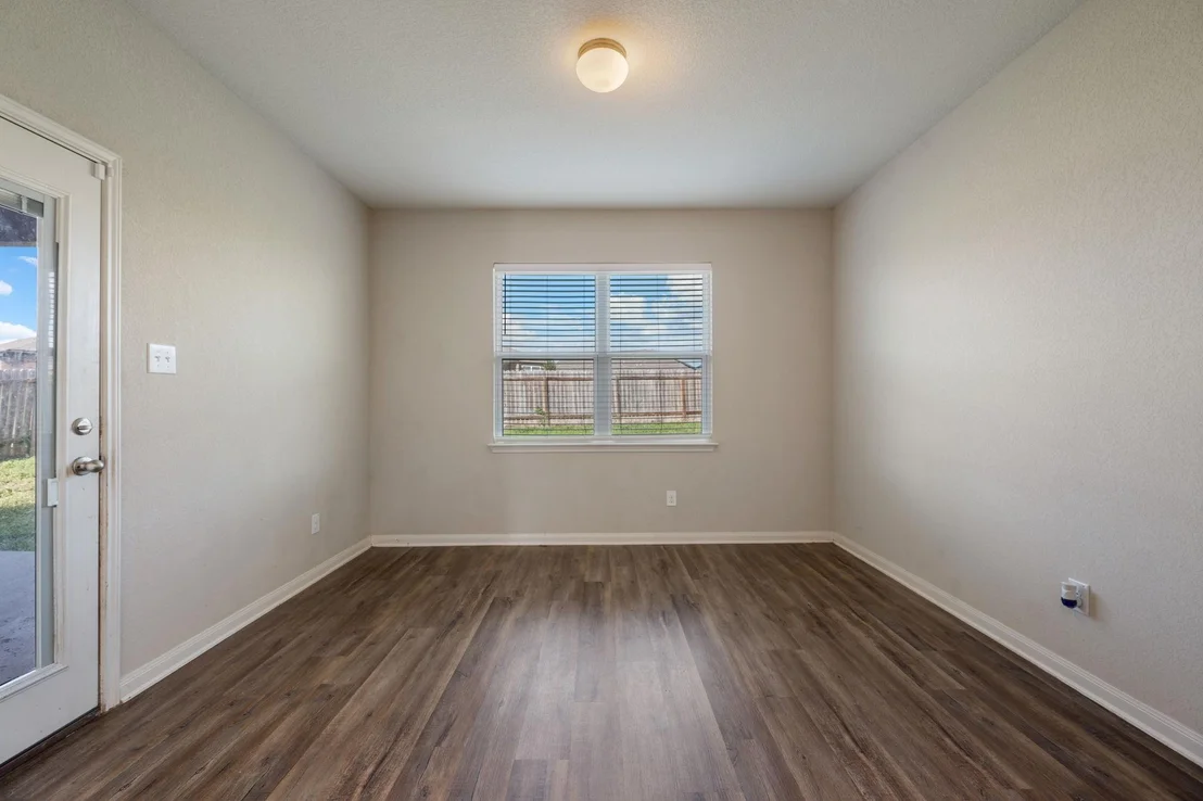 Photo of 13609 Henry A. Wallace LN
