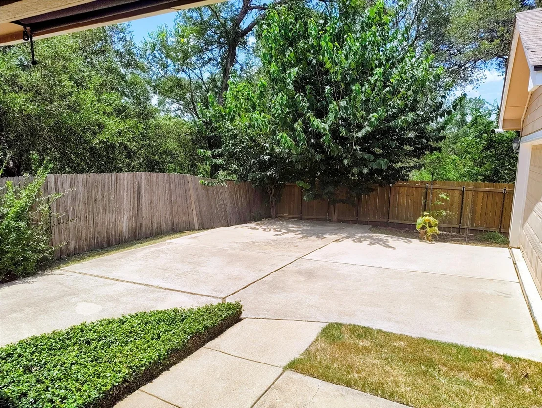 Photo of 18208 Flathead DR