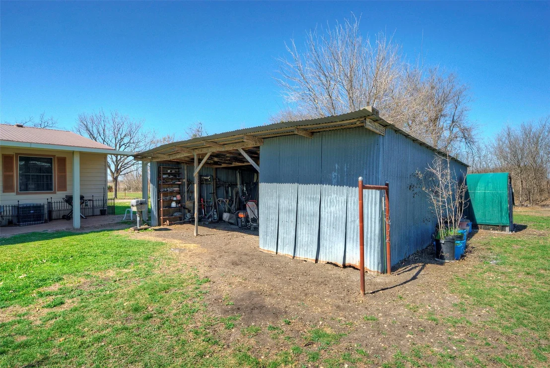 Photo of 901 County Road 134 RD