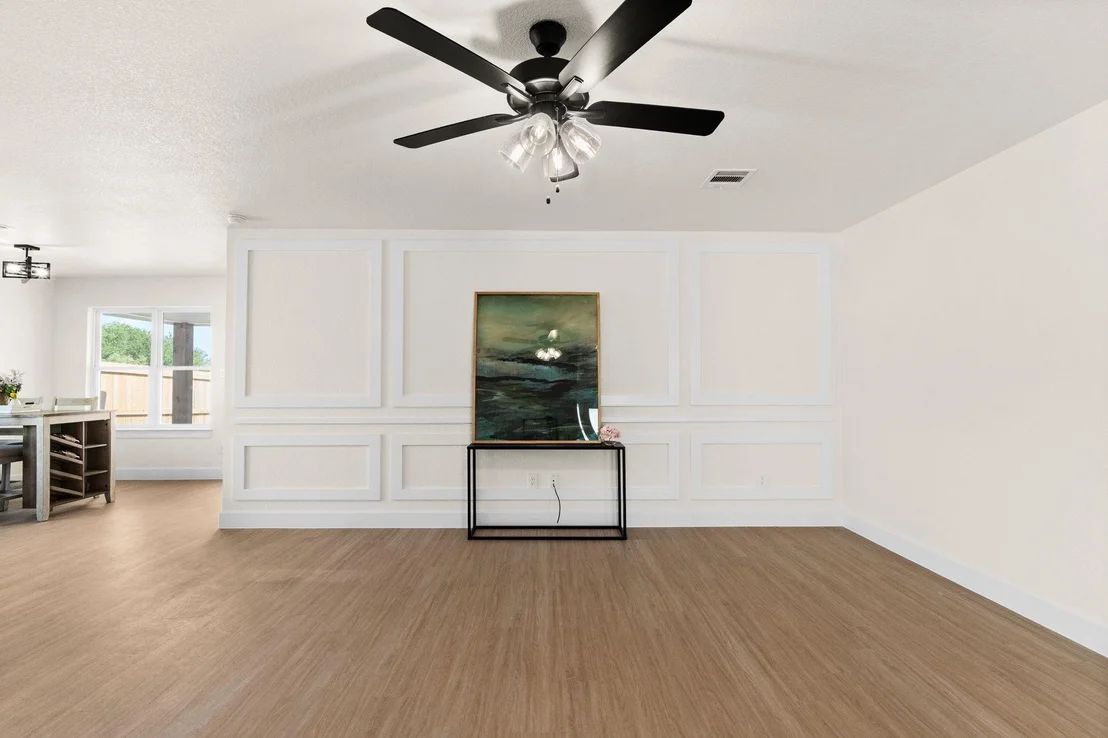 Photo of 2115 Blackhawk LOOP