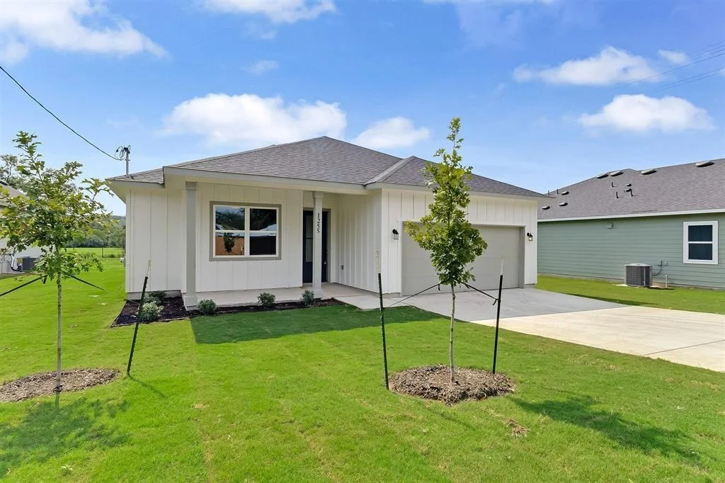 Photo of 1255 Pecan Valley DR