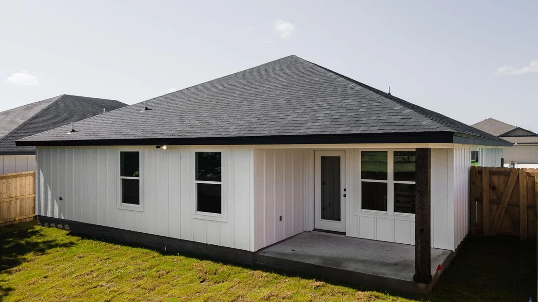 Photo of 2115 Blackhawk LOOP