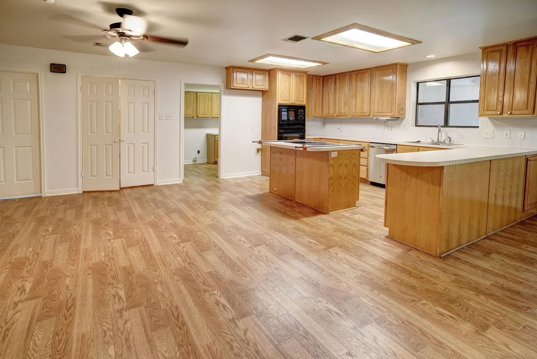 Photo of 504 Leah LN