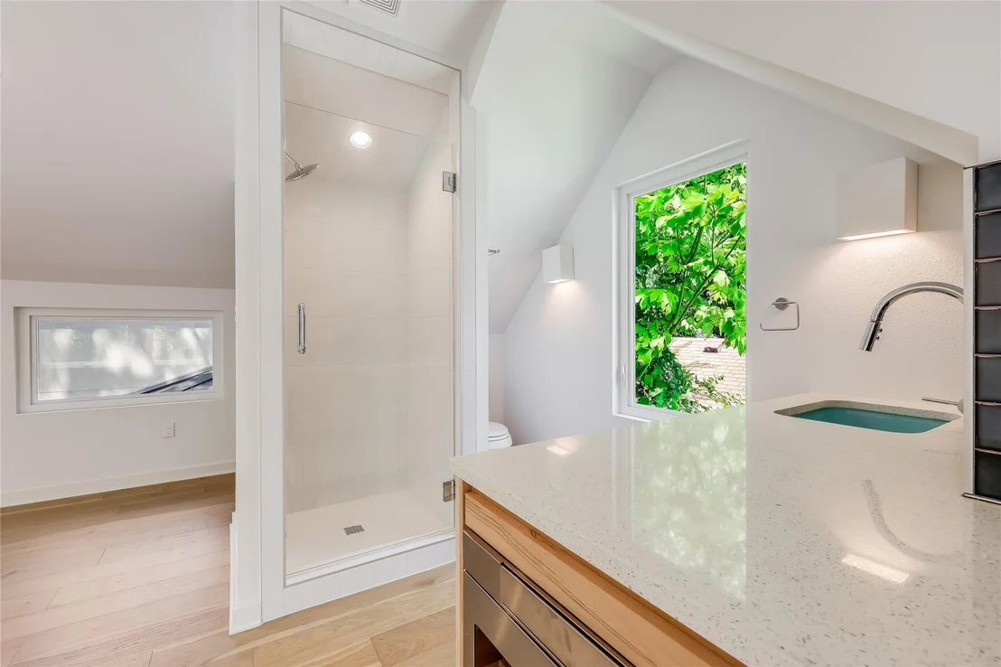 Photo of 1213 Taylor ST