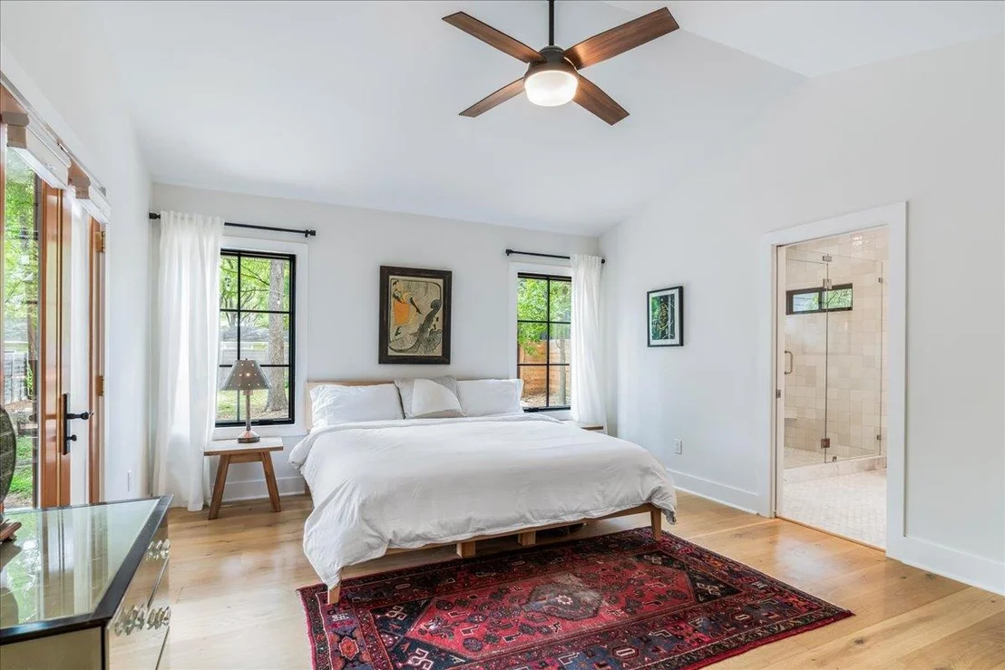 Photo of 3215 Lafayette Ave