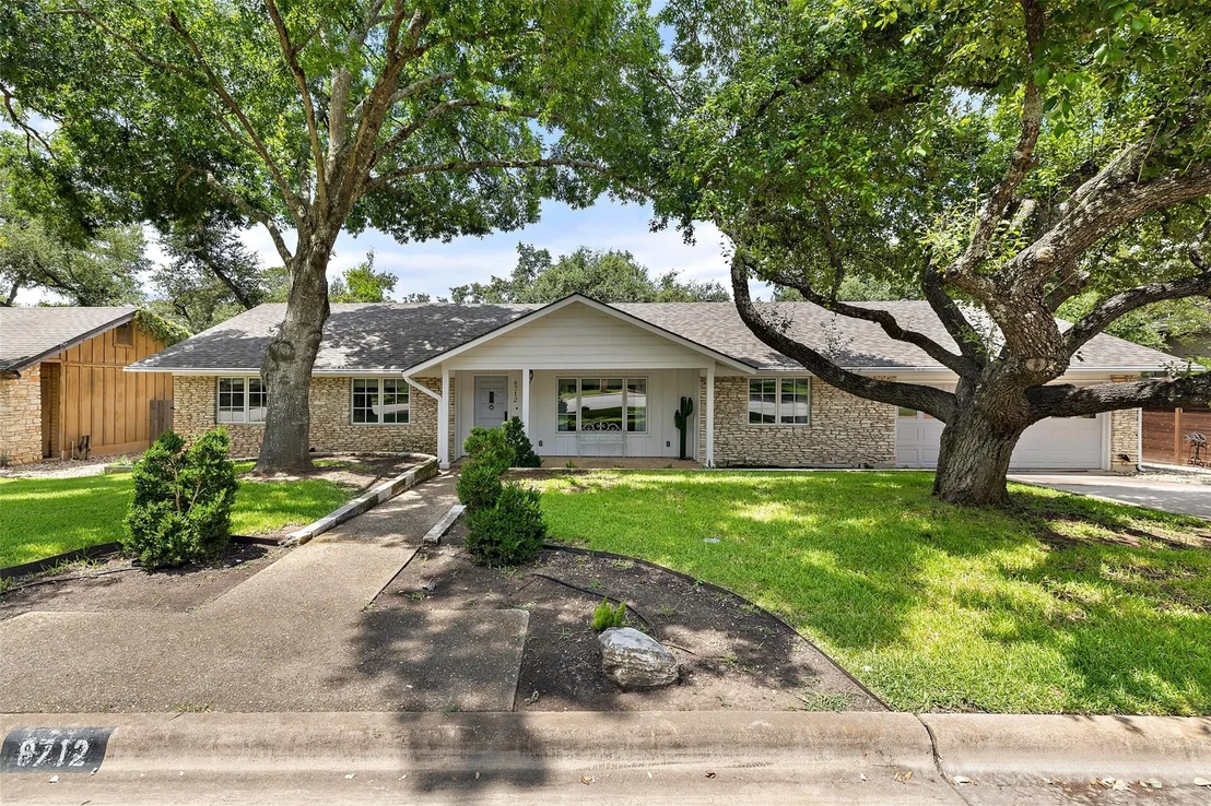 Photo of 8712 Mountain Ridge DR
