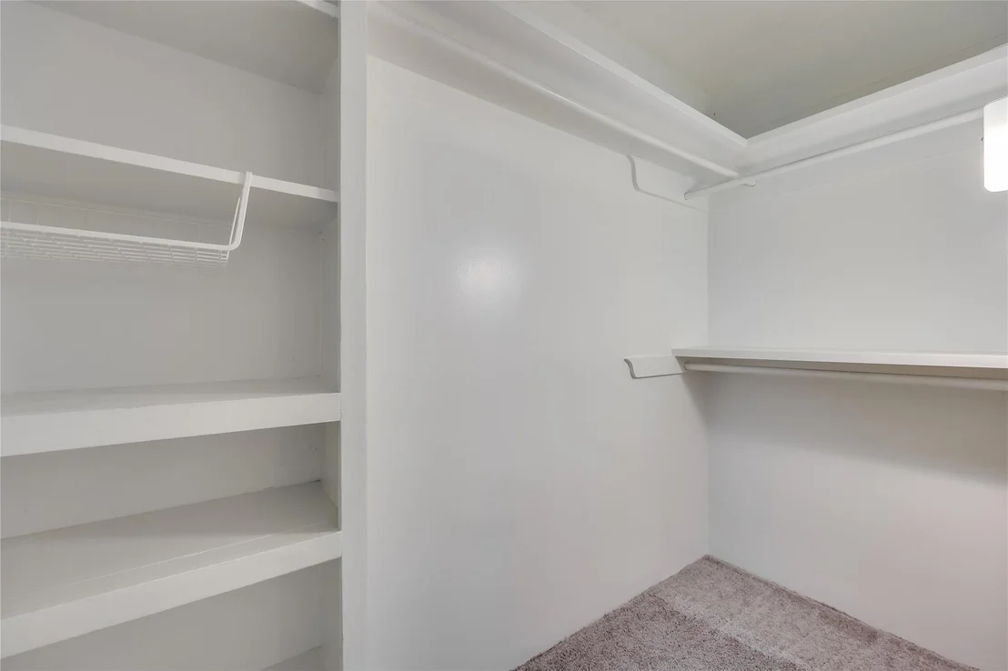 Photo of 1105 Farm ST