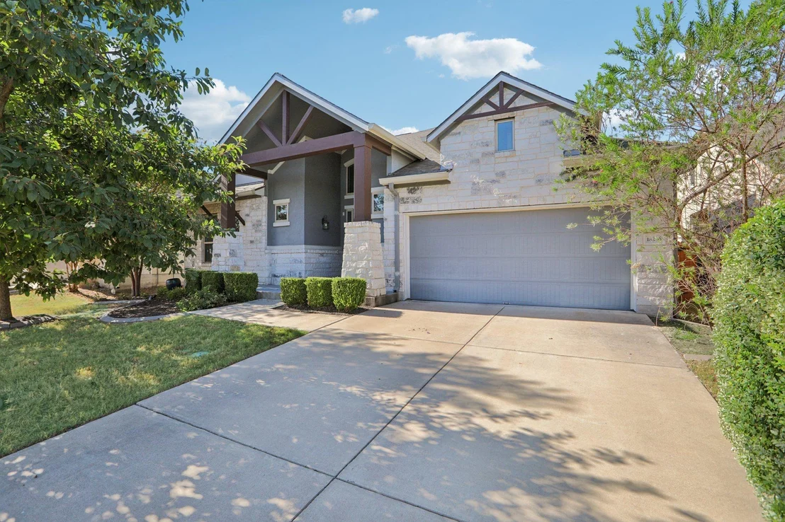 Photo of 18236 Crimson Apple WAY