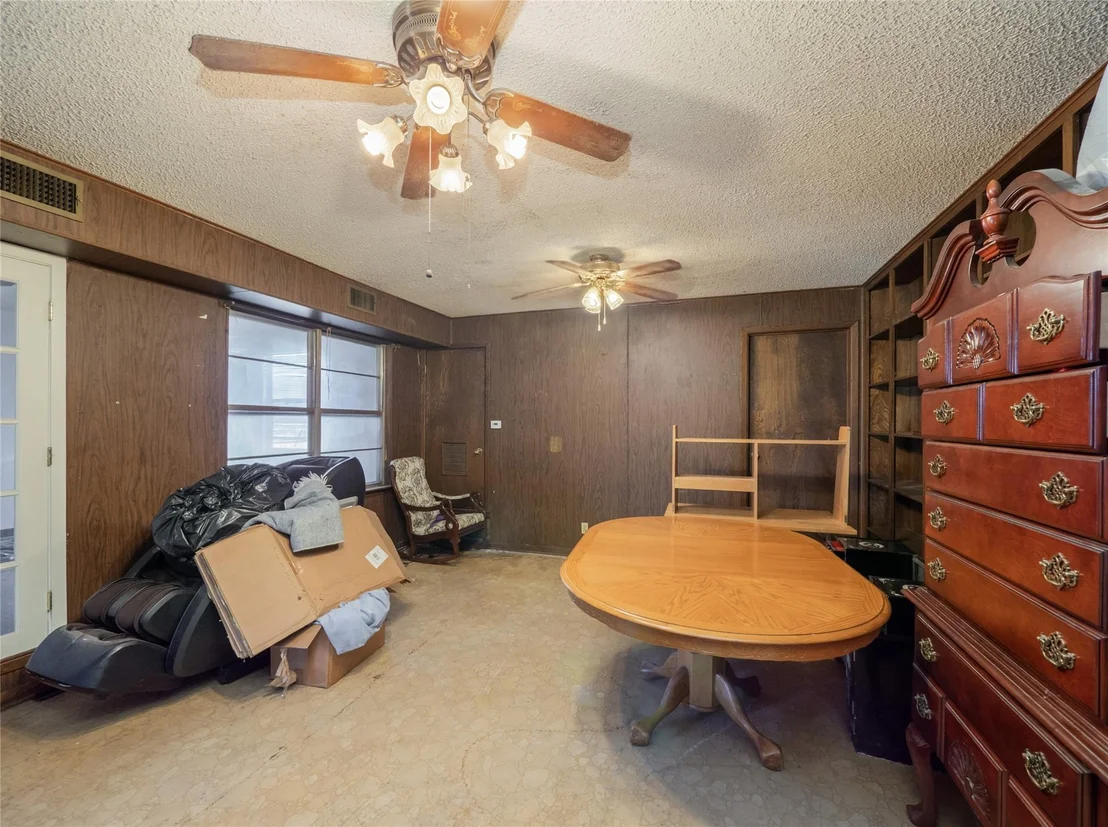 Photo of 1409 Zephyr RD