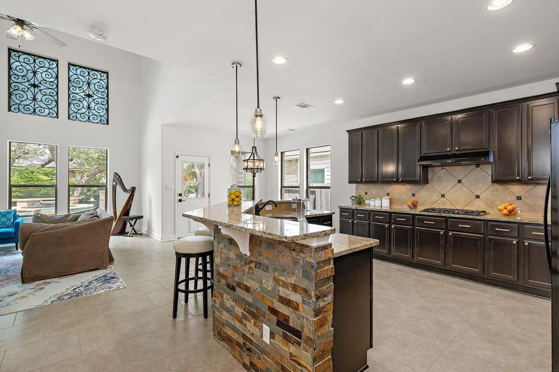 Photo of 805 Walsh Hill TRL