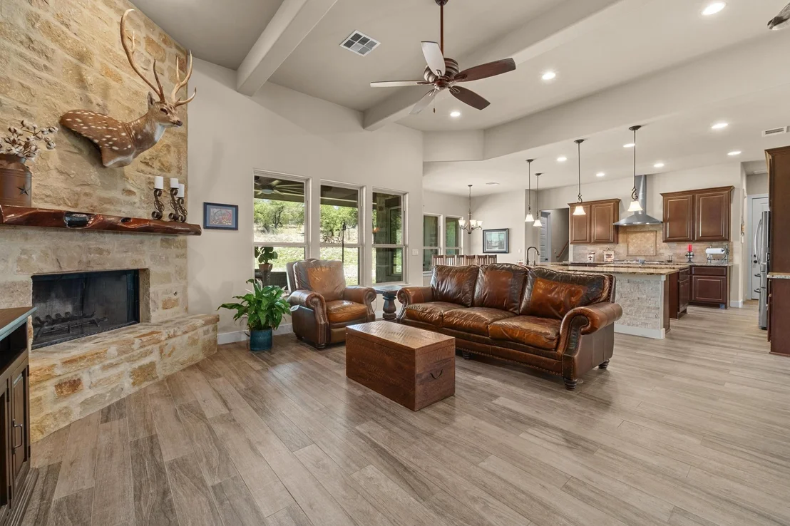 Photo of 337 Golden Eagle LN
