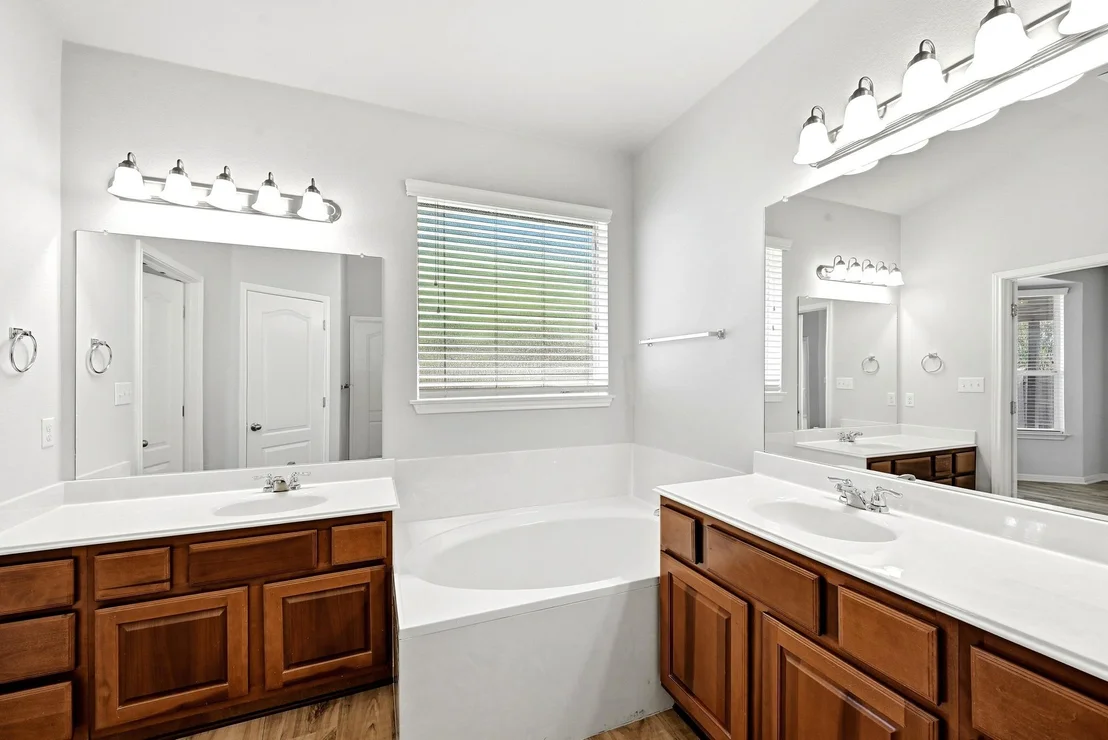 Photo of 18608 Wind Valley WAY