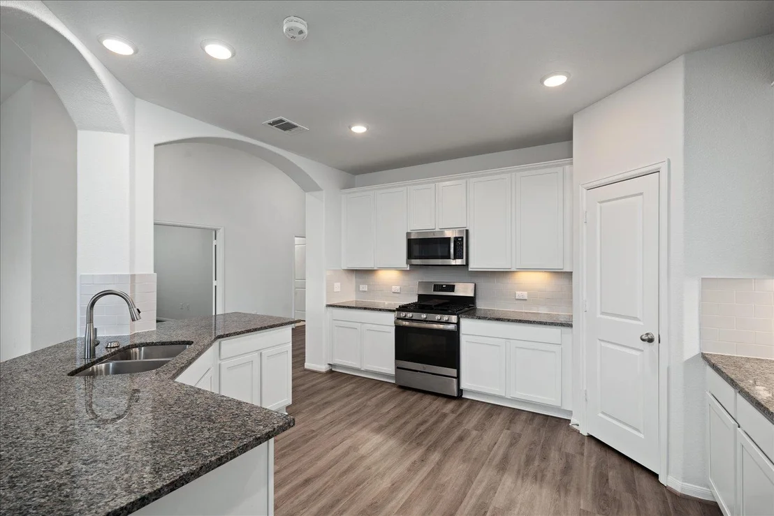 Photo of 423 Leadtree LOOP