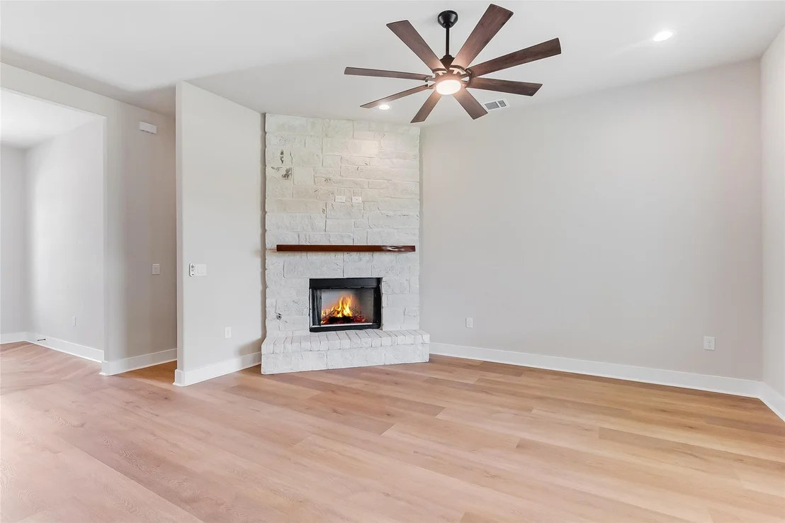 Photo of 130 Draper LN