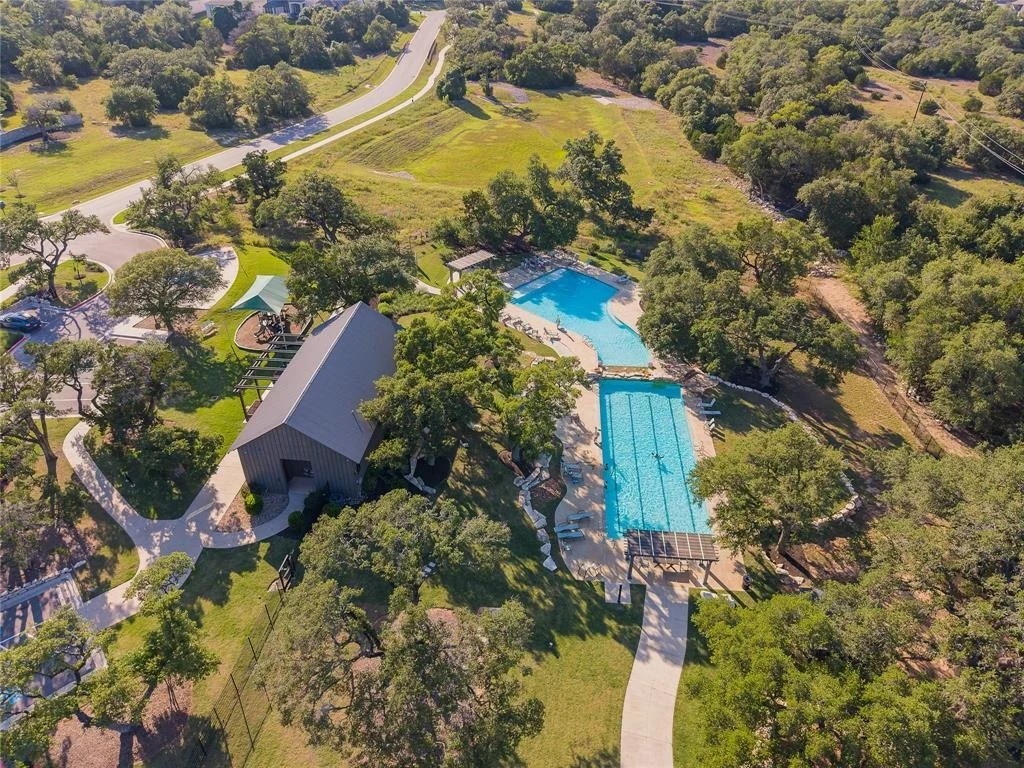 Photo of 372 Old Stone RD