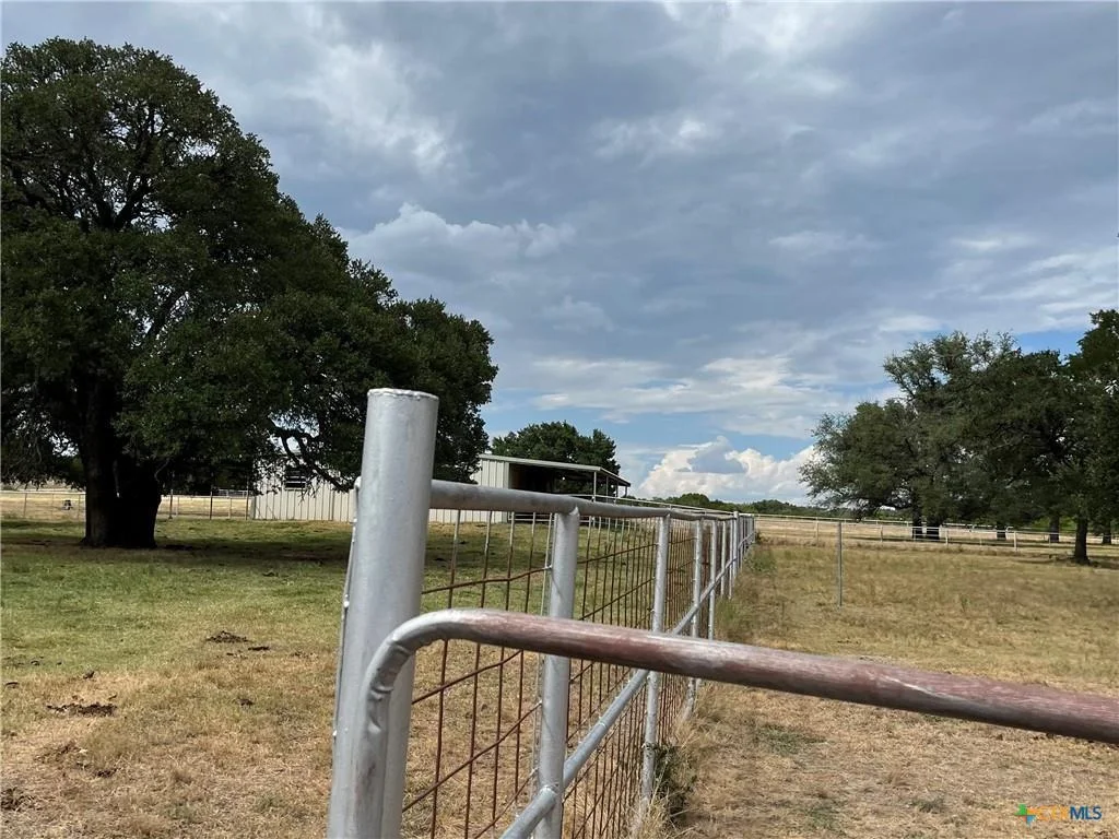 Photo of 4009 N Highway 183