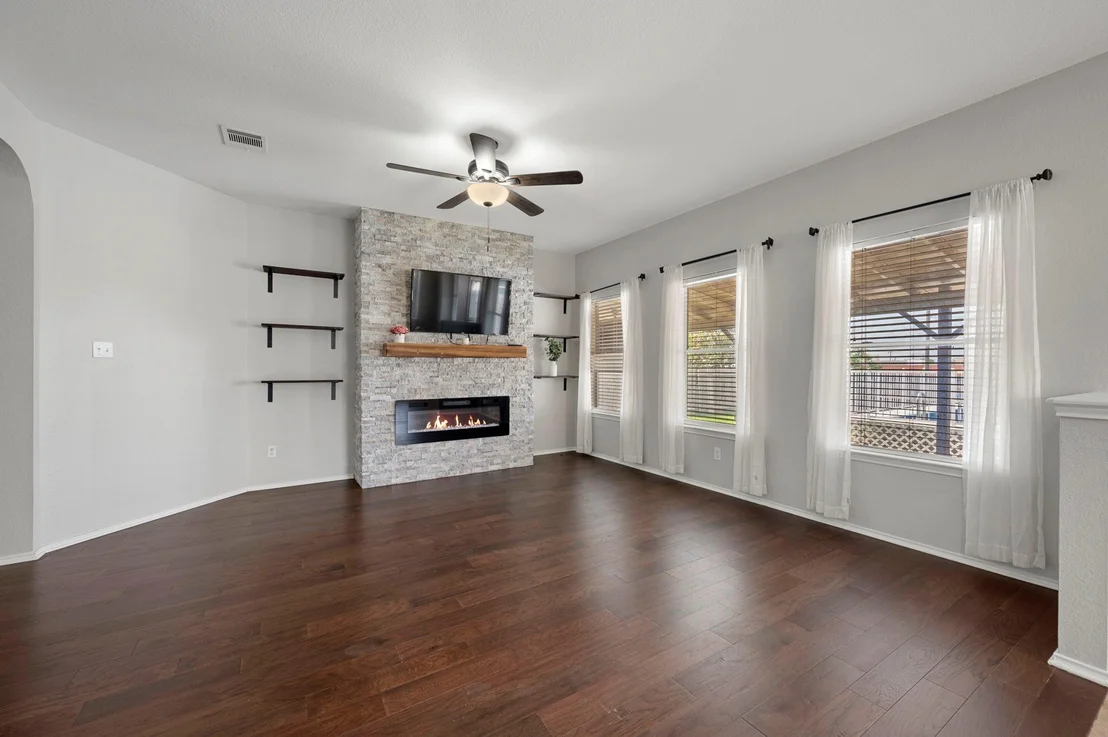 Photo of 1500 Lochaline LOOP