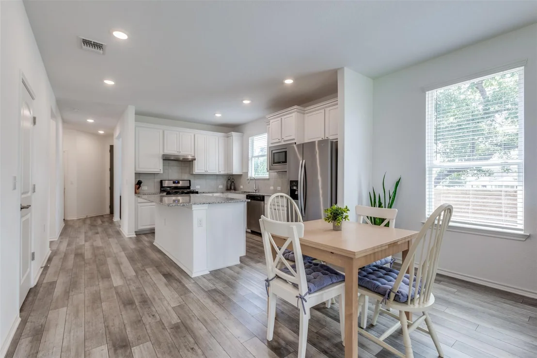 Photo of 603 Kitty Hawk RD