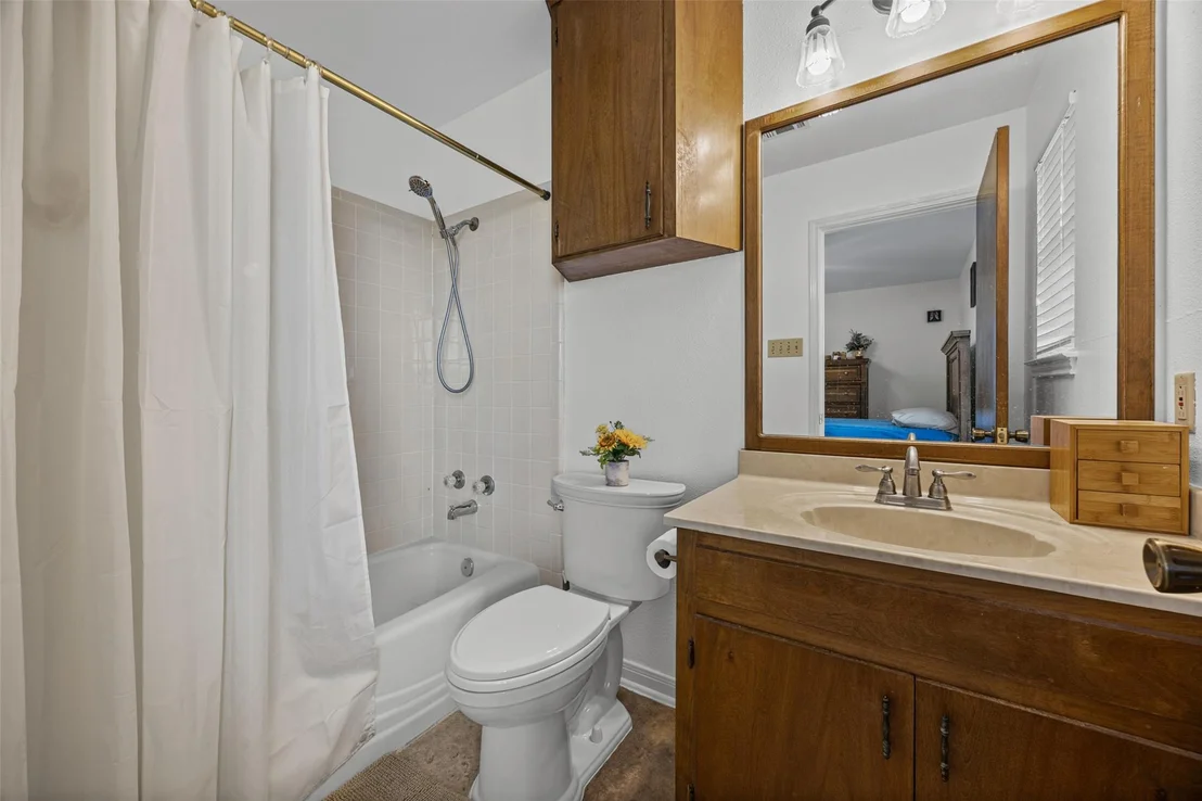 Photo of 403 County View RD