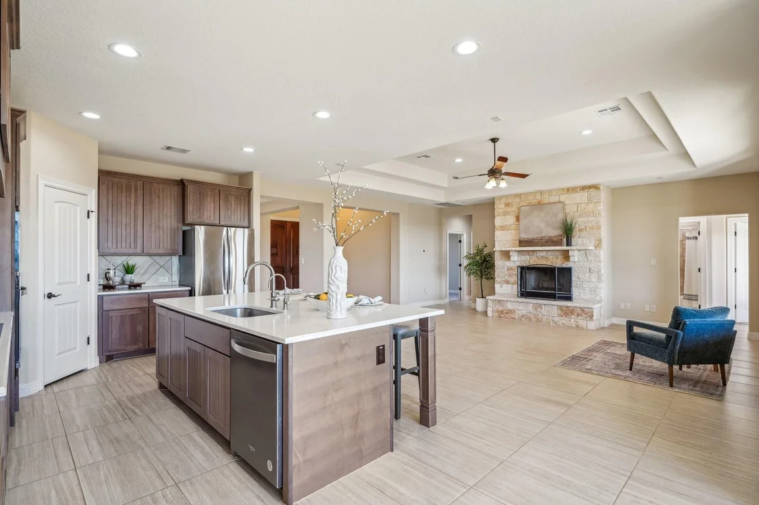 Photo of 1905 Ballinger DR