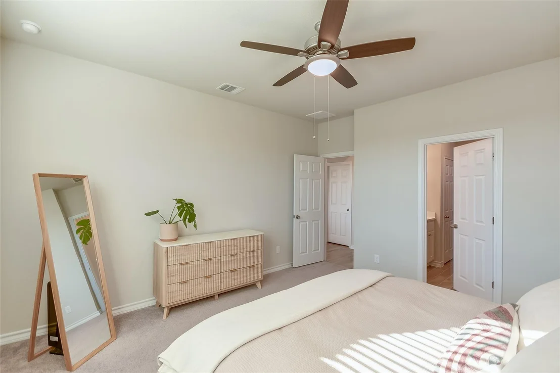 Photo of 1313 Itzel BND
